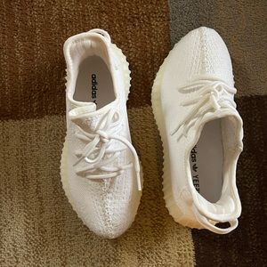 Yeezy Boost 350 V2 'Cream White / Triple White'